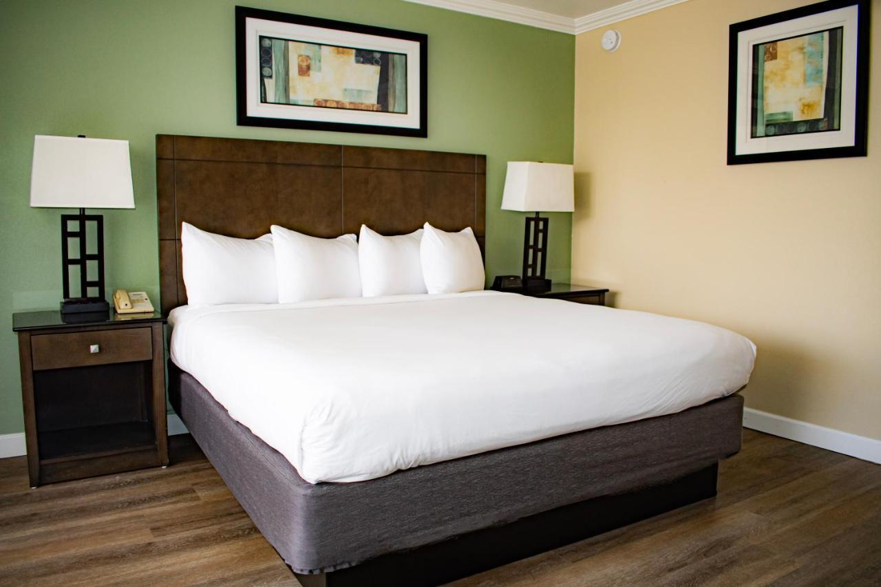 Travelodge By Wyndham Monterey Bay Ngoại thất bức ảnh
