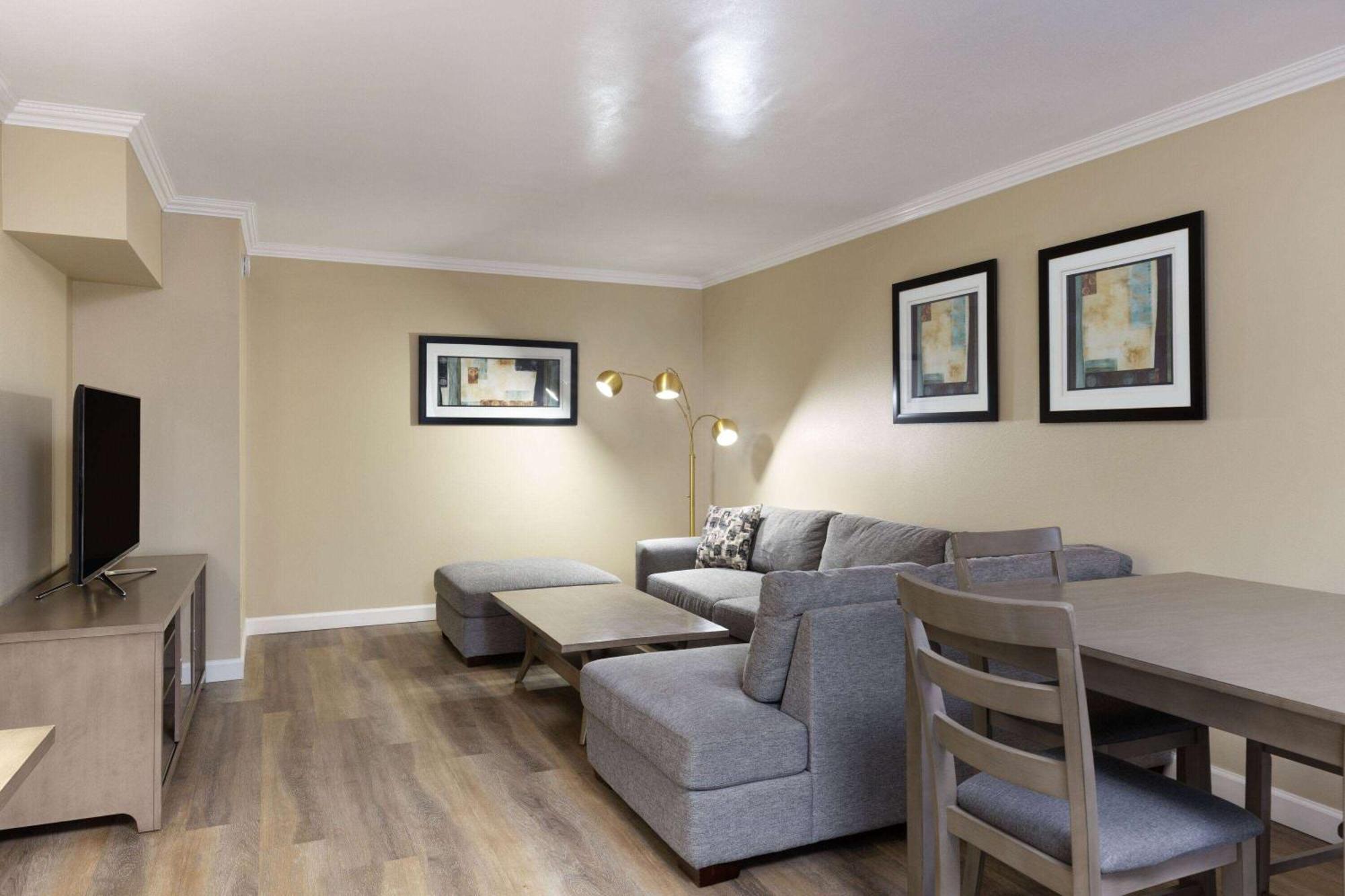 Travelodge By Wyndham Monterey Bay Ngoại thất bức ảnh