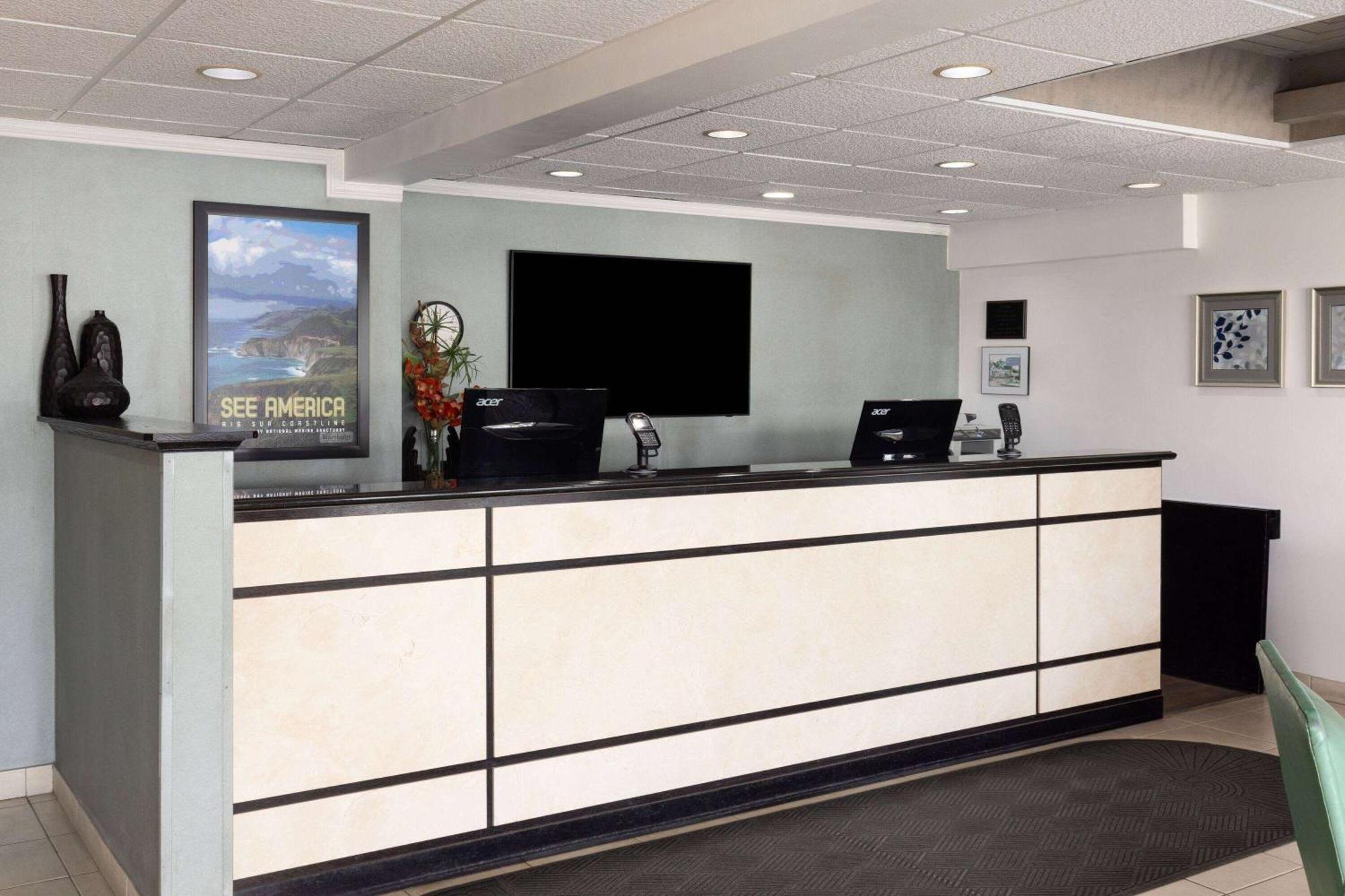 Travelodge By Wyndham Monterey Bay Ngoại thất bức ảnh
