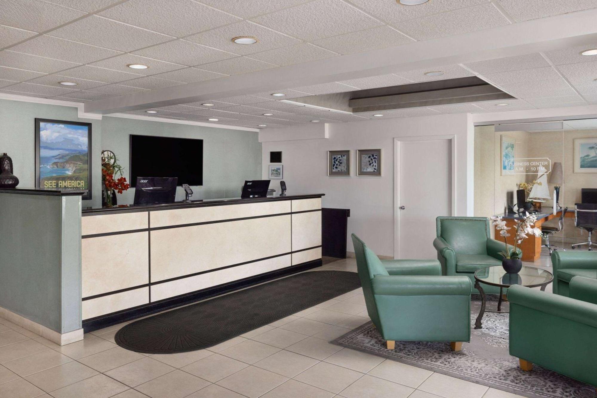 Travelodge By Wyndham Monterey Bay Ngoại thất bức ảnh